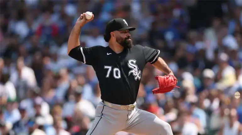 El mexicano Jos&eacute; Urquidy es reclamado por Phillies de la lista de waivers de Medias Blancas de Chicago