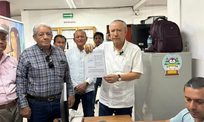 Imagen tomada de la cuenta de Facebok Humberto de los Santos Bertruy
