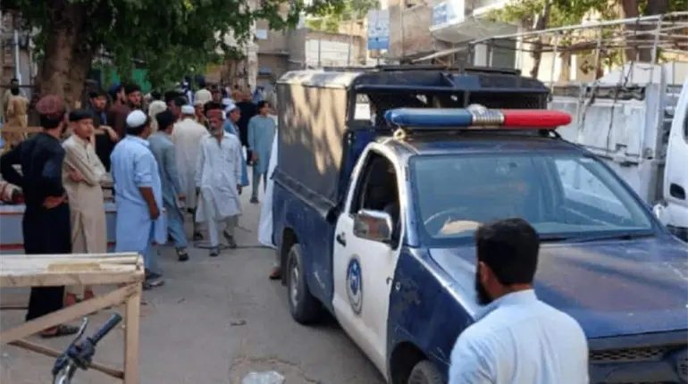 Ataque suicida contra un edificio de polic&iacute;as en el noreste de Pakist&aacute;n deja 17 muertos y 73 heridos