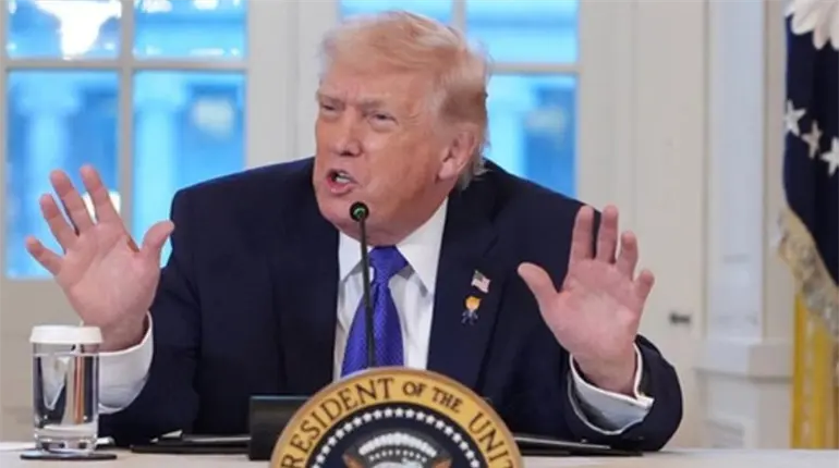 Trump proh&iacute;be acceso a la Casa Blanca a CNN, Politico y MSNOW; por difundir noticias falsas