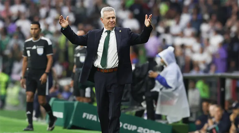 Javier Aguirre estar&iacute;a muy cerca de ser el nuevo entrenador del Valencia en Espa&ntilde;a, reportan