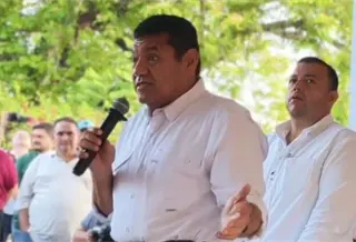 Reconoce gobernador que falta mano de obra para construir viviendas del Bienestar
