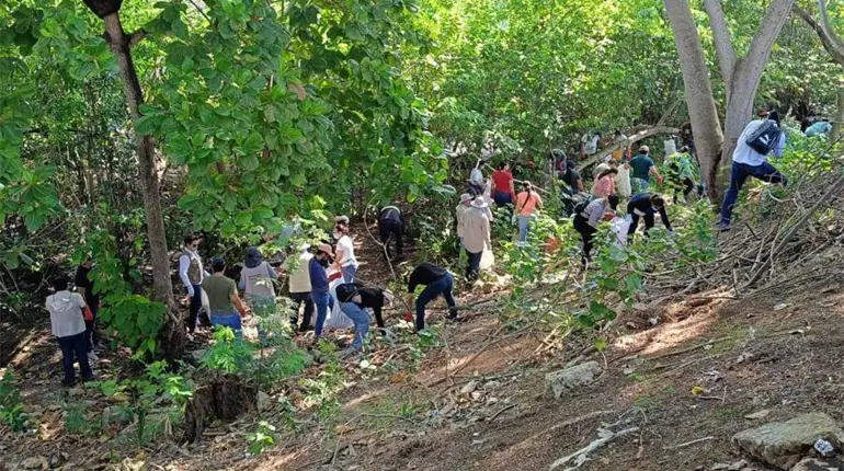 Realizan jornada de limpieza en 1.5 kil&oacute;metros de "Las Ilusiones"; Conagua llama a no tirar basura en r&iacute;os y lagunas