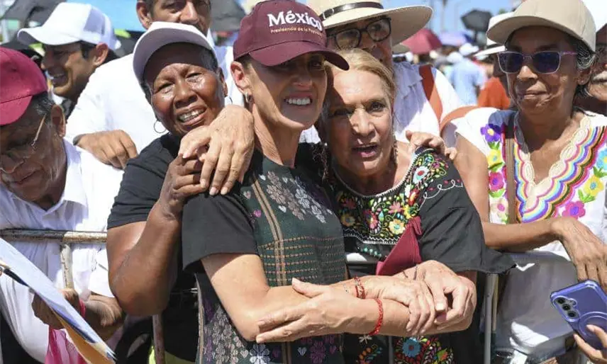 "No compramos votos, damos derechos al pueblo": Sheinbaum defiende programas sociales