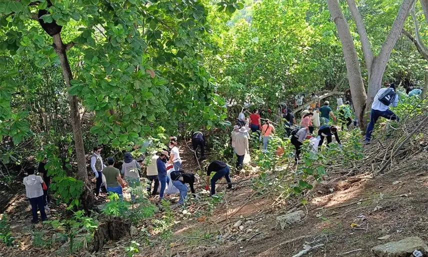 Realizan jornada de limpieza en 1.5 kilómetros de "Las Ilusiones"; Conagua llama a no tirar basura en ríos y lagunas
