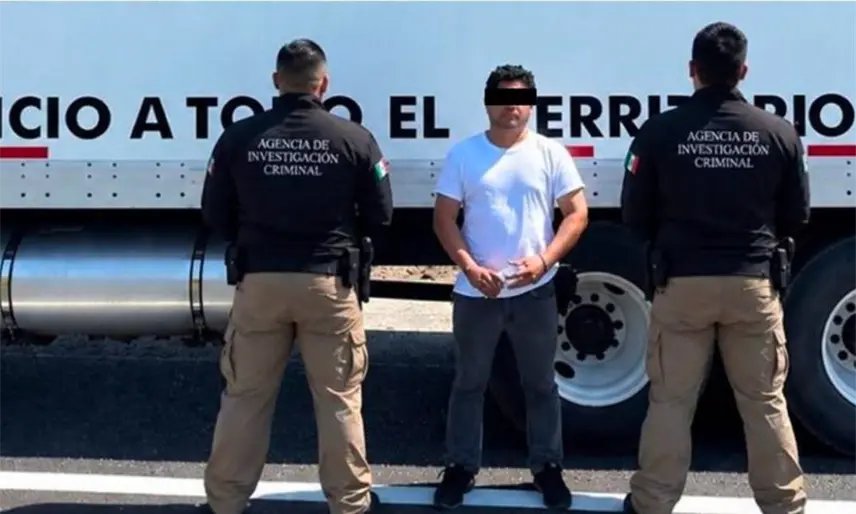 Aseguran camión de paquetería con ropa presuntamente ilegal en la Frontera–Villahermosa