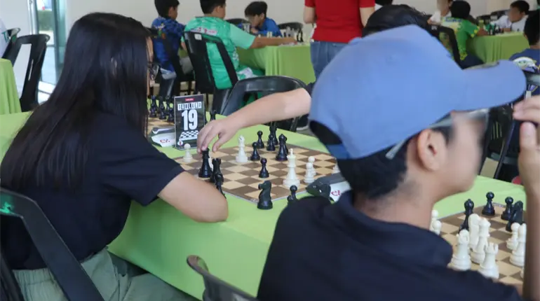 M&aacute;s de 80 ajedrecistas disputan el torneo "Jaque Mate por la Paz" en Villahermosa