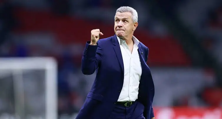 Aseguran que Javier Aguirre ser&aacute; nuevo DT de Valencia y llevar&aacute; a Pol Llorente como preparador f&iacute;sico