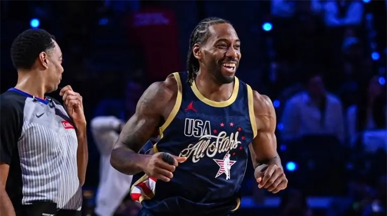 Raptors de Toronto y Kawhi Leonard acuerdan renovaci&oacute;n millonaria por dos a&ntilde;os