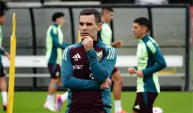 Rafa M&aacute;rquez dirige su primer entrenamiento con la Selecci&oacute;n Mexicana