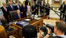 Fox News, ABC, CBS y NBC suspenden cobertura de eventos de Trump tras veto