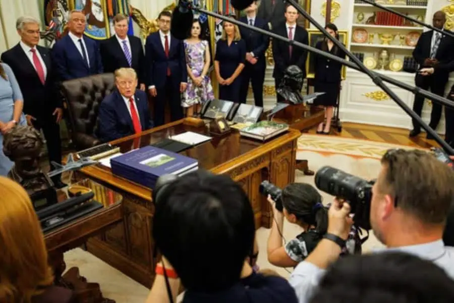 Fox News, ABC, CBS y NBC suspenden cobertura de eventos de Trump tras veto Fox News, ABC, CBS y NBC suspenden cobertura de eventos de Trump tras veto