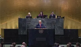 "Es dif&iacute;cil vivir junto a un pa&iacute;s con alto consumo de drogas": Sheinbaum ironiza sobre declaraciones de Trump