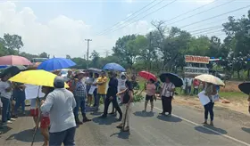Cierran la Villahermosa-Jalapa por falta de energ&iacute;a el&eacute;ctrica