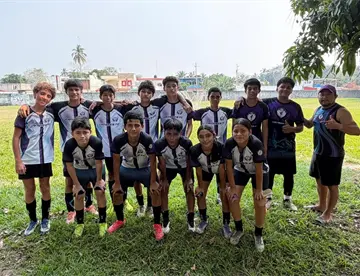 Gaitanes de Paraíso firma convenio con Costa Rica y Panamá en pro de sus futbolistas
