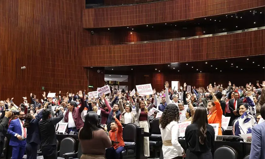 Diputados aprueban reforma que prohíbe la doble nacionalidad en candidaturas
