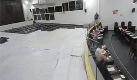 Sesiona Congreso local sin p&uacute;blico por sustituci&oacute;n de 370 butacas en el sal&oacute;n de plenos