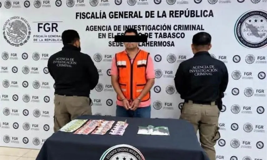 Detienen a hombre con droga y dinero en efectivo en Malpasito