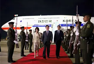 Presidente de Corea del Sur llega a M&eacute;xico; se reunir&aacute; con Sheinbaum