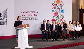 Sheinbaum descarta cambios en su gabinete "por el momento"