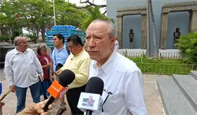 Si Uni&oacute;n Democr&aacute;tica gana alcald&iacute;a de Centro, t&iacute;tulos de locatarios ser&aacute;n vitalicios y heredables: Bertruy