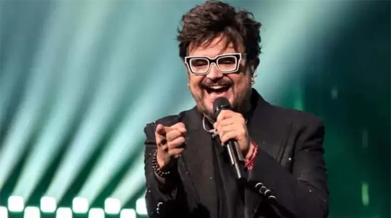 Aleks Syntek debuta en el reggaet&oacute;n con Masepum