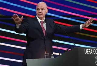 Infantino promete una "cultura de di&aacute;logo" tras su plan fallido de capital privado