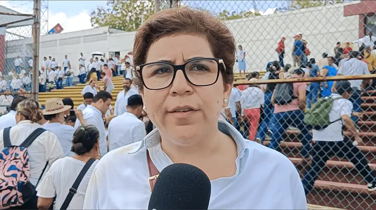 "Andy" L&oacute;pez tiene todo el derecho de competir en 2027, dice Tey Mollinedo