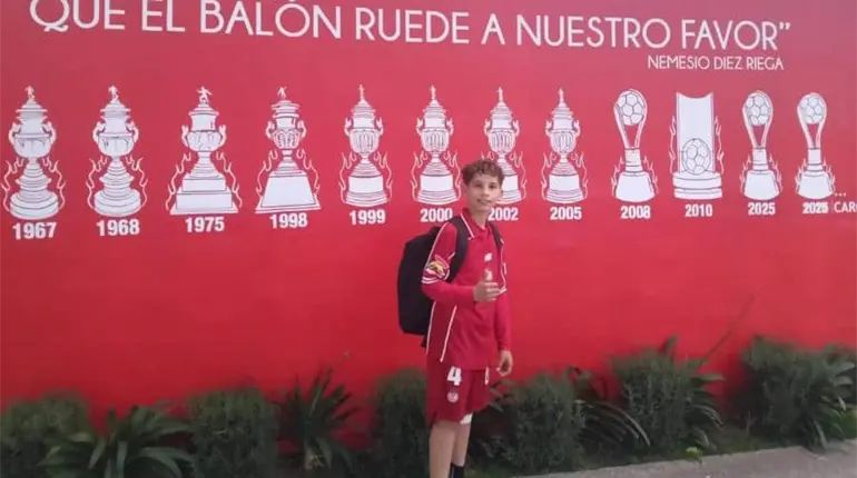 El tabasque&ntilde;o Augusto Rosas es titular en la victoria del Toluca sub 11 ante Am&eacute;rica