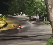 Captan a motociclistas haciendo carreras en el vel&oacute;dromo de la Ciudad Deportiva