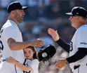 Entre l&aacute;grimas, Justin Verlander se despide del beisbol de las Grandes Ligas