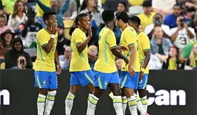 Con gol de &uacute;ltimo minuto, Brasil rescata el empate ante Australia en juego amistoso