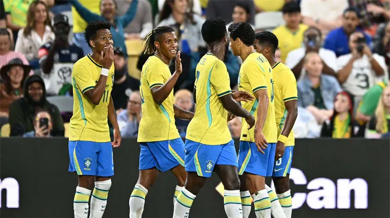 Con gol de &uacute;ltimo minuto, Brasil rescata el empate ante Australia en juego amistoso