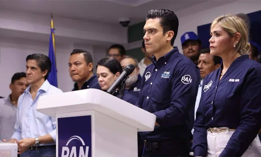 PAN alerta sobre censura a memes: "Si les molestan las críticas, respondan con resultados"