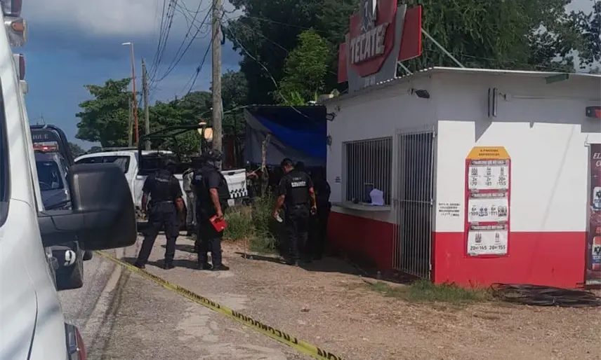 Ejecutan a 2 hombres en depósito de cervezas en Tenosique