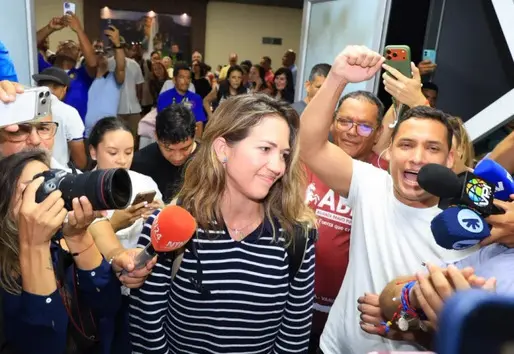Claudia Macero, jefa de prensa de María Corina Machado, regresa a Venezuela
