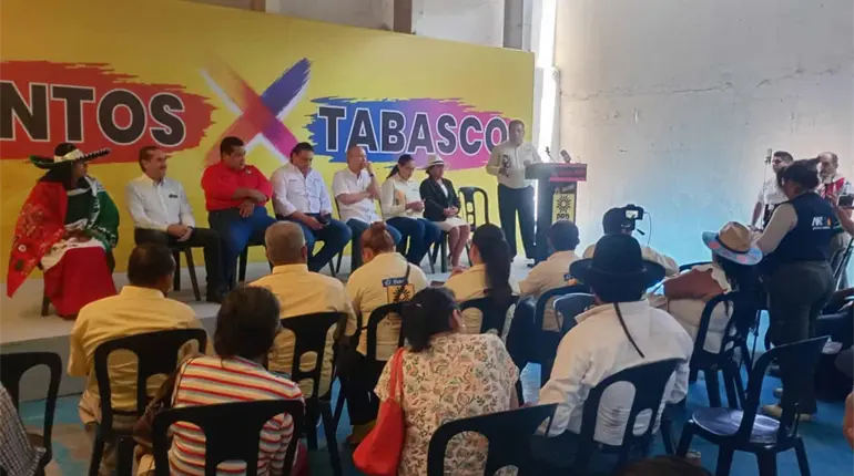 "Un gobierno no se aprueba con elogios entre compa&ntilde;eros de partido": Juntos X Tabasco