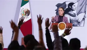 No hay "ley antimemes" puntualiza la presidenta