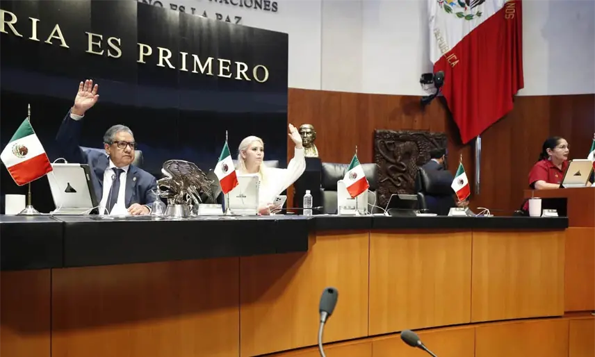 Aprueban reforma contra la doble nacionalidad en candidaturas