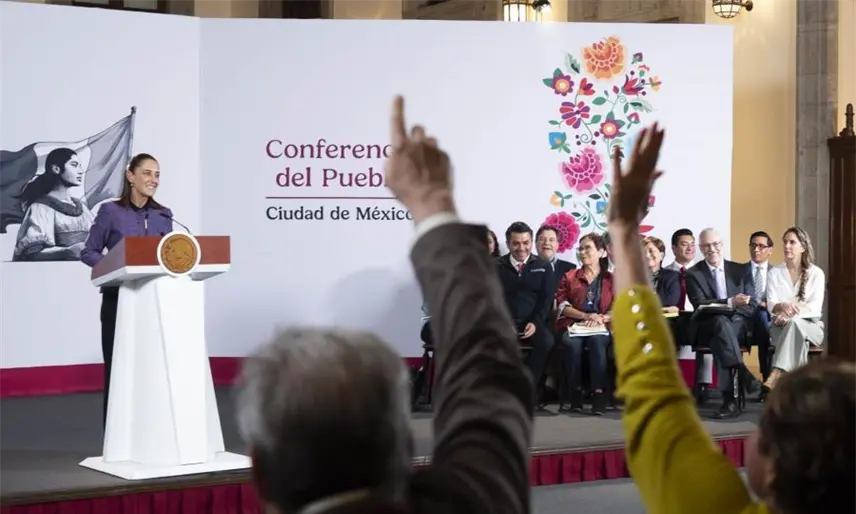 "La palabra es de quien la trabaja" dice Sheinbaum a reportera durante la "mañanera"