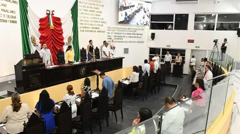 Congreso de Tabasco avala minuta que proh&iacute;be la doble nacionalidad para ser titular del Ejecutivo