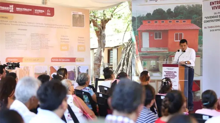Entrega Gobierno 89 viviendas en Centro; reafirma meta de 110 mil casas entre federaci&oacute;n y estado