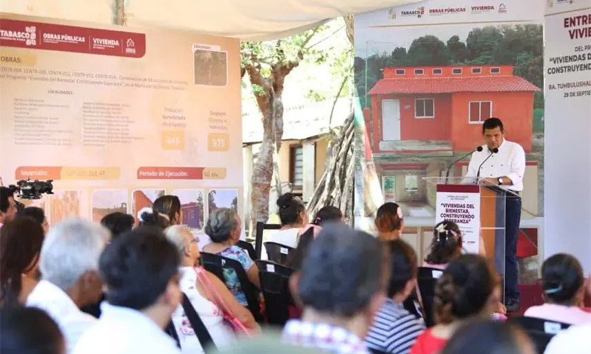 Entrega Gobierno 89 viviendas en Centro; reafirma meta de 110 mil casas entre federación y estado