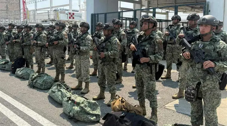 Boinas Rojas mantendr&aacute;n despliegue en Tabasco el tiempo necesario; L&oacute;pez Obrador presume ca&iacute;da del 54% en homicidios