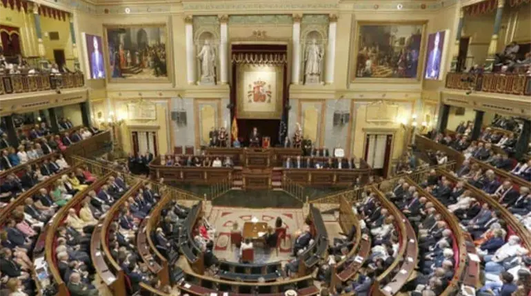 El BOE publica decreto de ley de vivienda que proh&iacute;be desahucios hasta 2030 en Espa&ntilde;a