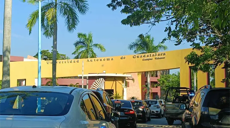 Alumno de la UAG Villahermosa amenaza con tiroteo tras ser suspendido