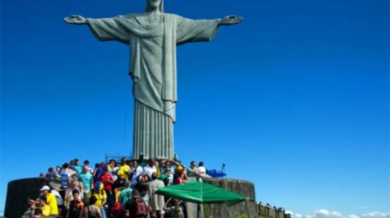 EE. UU. suspende servicios consulares en su embajada en Brasil por motivos de seguridad