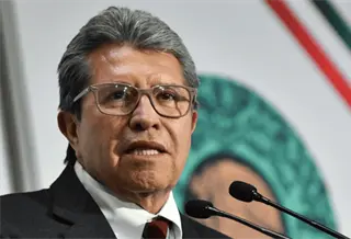 Monreal estima un registro de entre 130 a 150 legisladores que buscar&aacute;n la reelecci&oacute;n