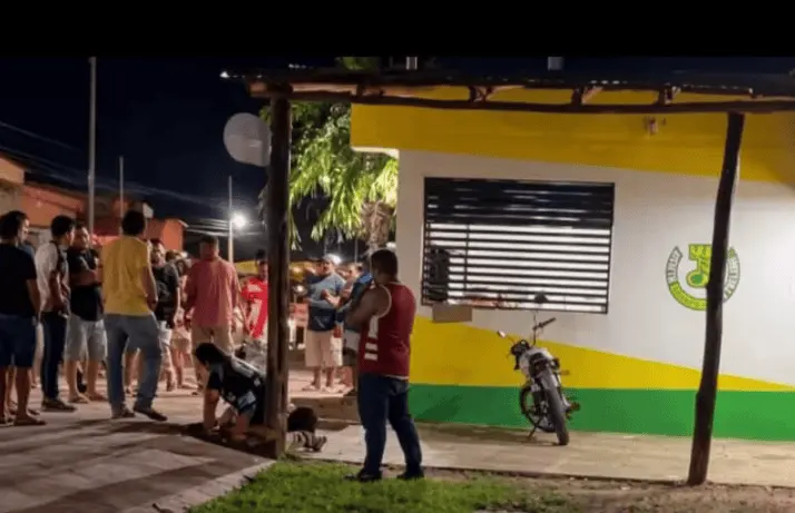 Prenden fuego a sujeto en Yucatán durante presunta pelea entre pandillas rivales