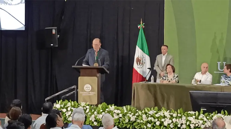 Asume P&eacute;rez Lanz, como el primer tabasque&ntilde;o, rector de la Universidad Olmeca